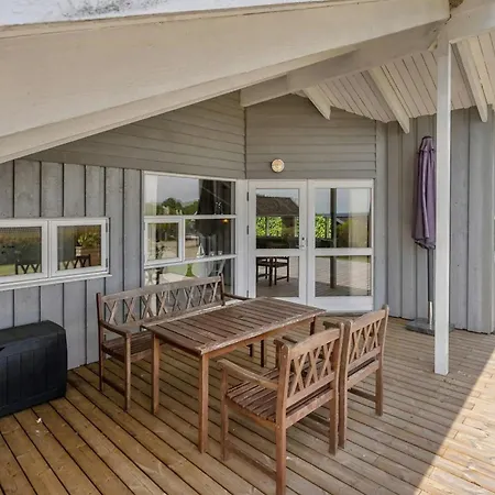 Bright House With Sea View And A Hot Tub On Als 別荘 Sarup
